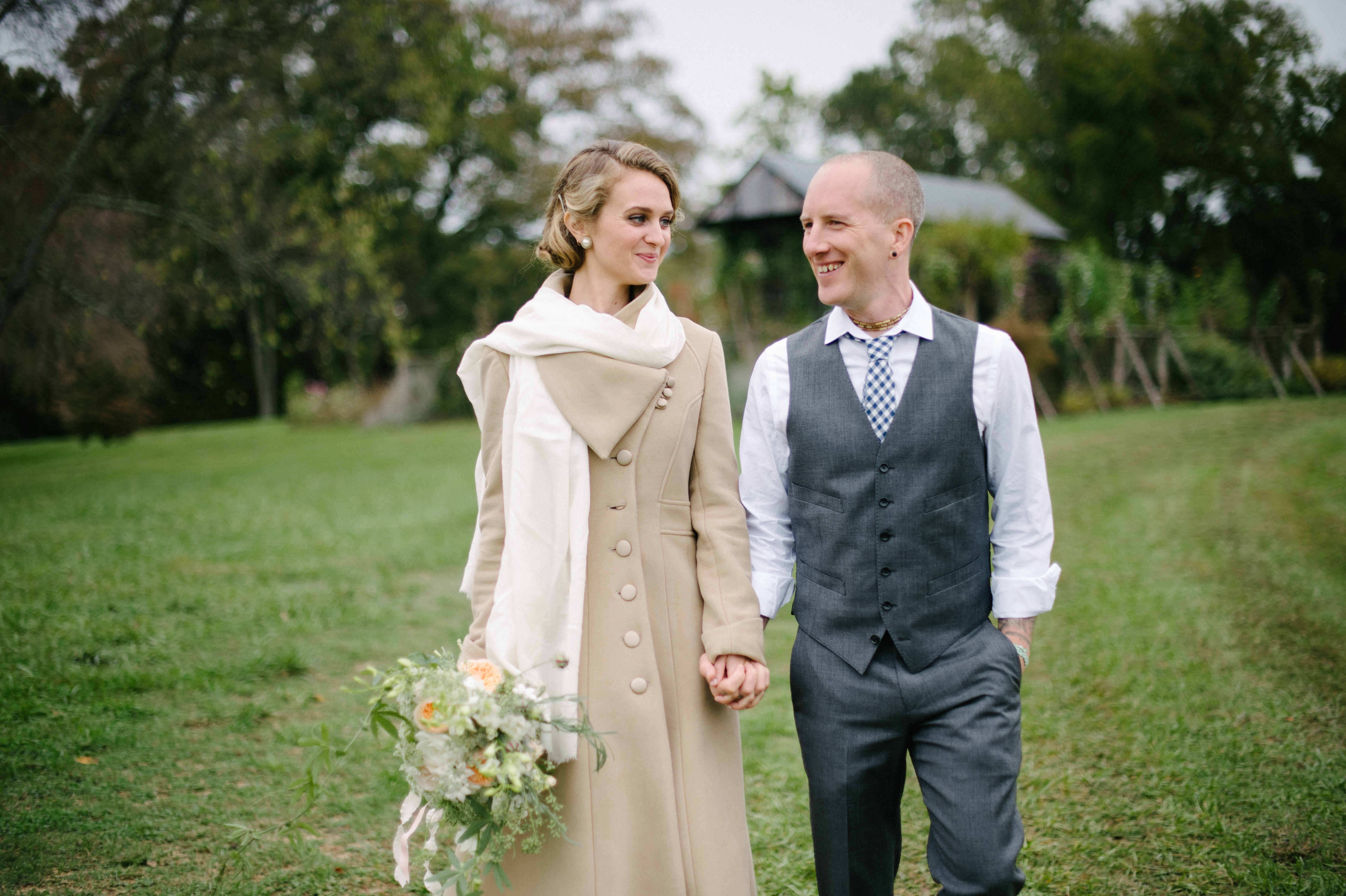 1940s Inspired Countryside Wedding 1940s look