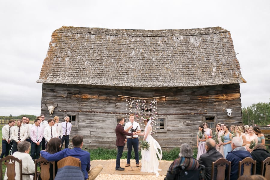 DIY-Rustic-Farmyard-Barn-ceremony-altar