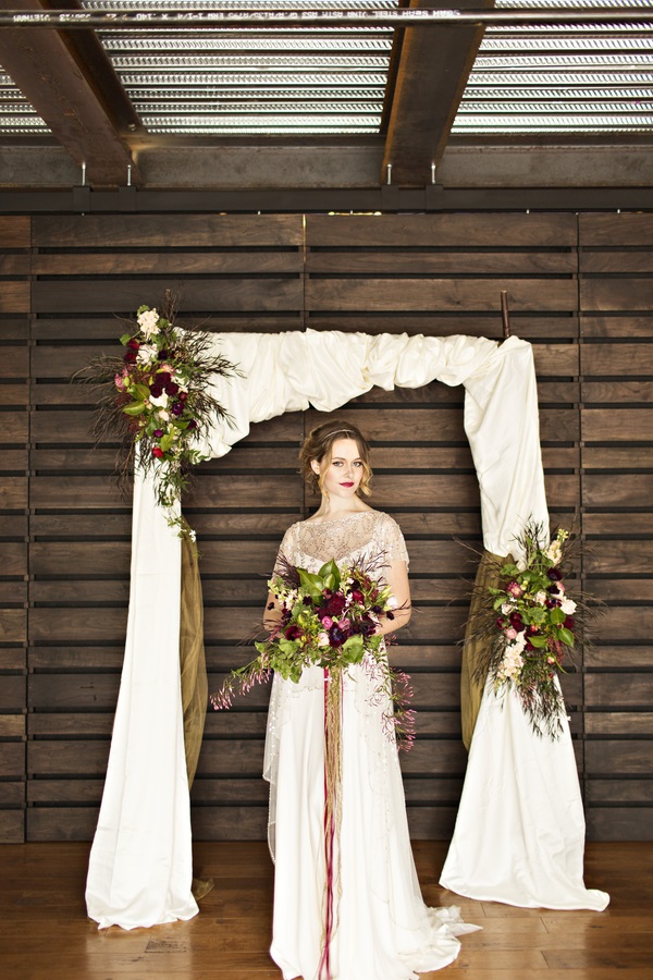 Art-Deco-Glamour-Styled-Shoot-altar