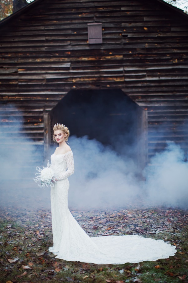 Ice-Queen-Styled-Wedding-Shoot-bride