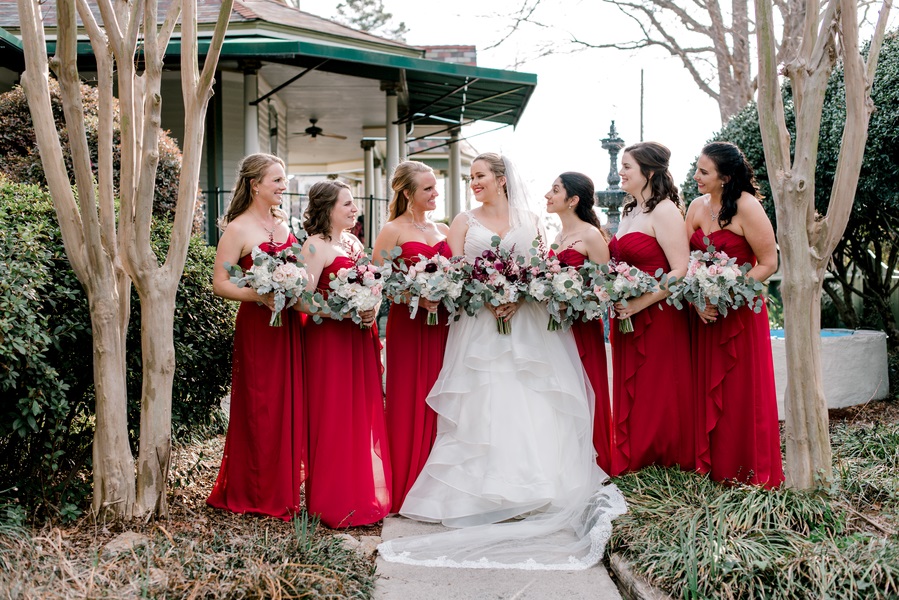 Phantom-of-the-Opera-inspired-wedding-red-bridesmaids