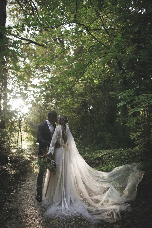 Vintage-Bohemian-Wedding-at-a-Historic-Italian-Villa-forest