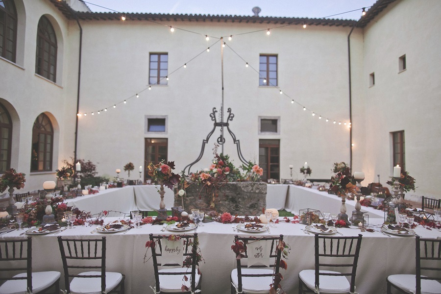 Vintage-Bohemian-Wedding-at-a-Historic-Italian-Villa-reception