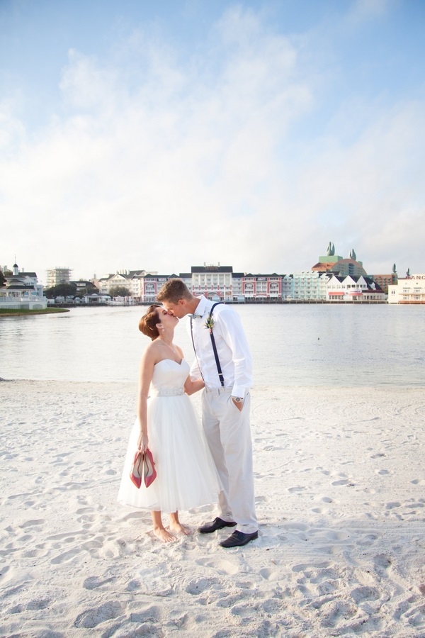 Walt-Disney-World-Boardwalk-Elopement-beach-kiss