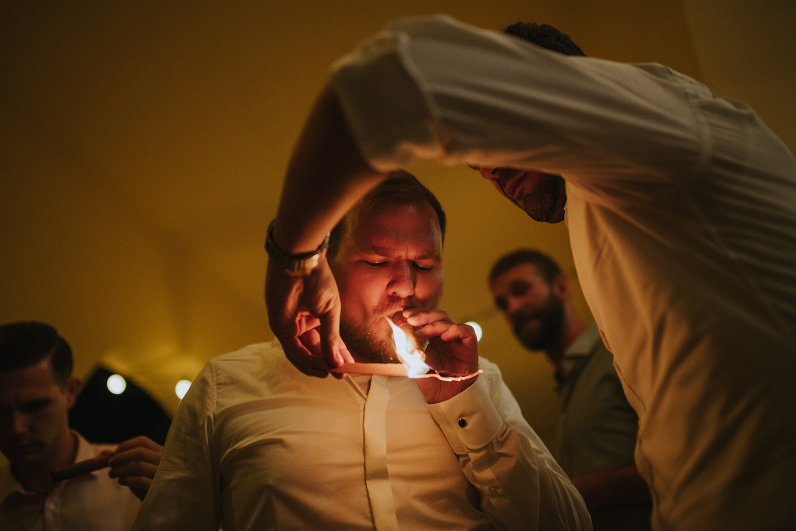 classic-wedding-in-a-historic-croatian-villa-cigar-bar