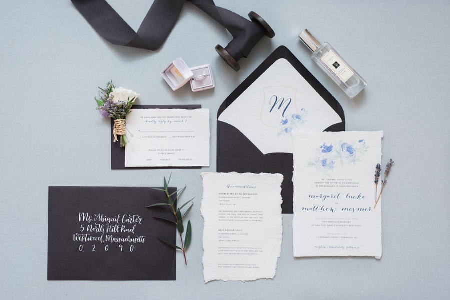 2018-Pantone-Color-of-the-Year-Inspired-Wedding-invitations