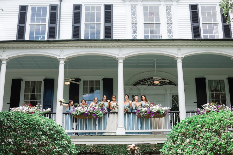 Dreamy-Southern-Vintage-Wedding-balcony