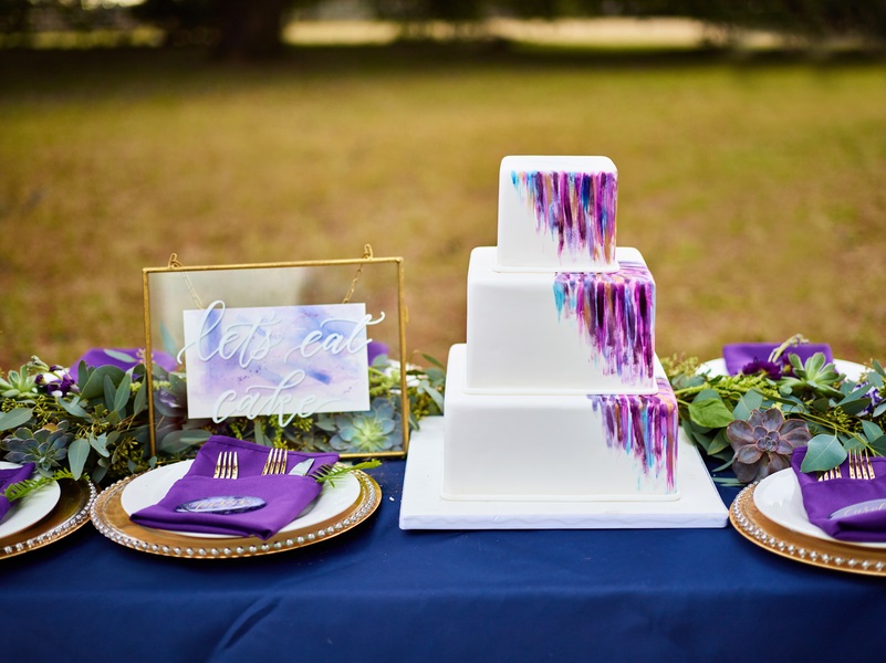 artsy-antique-purple-styled-wedding-shoot-cake