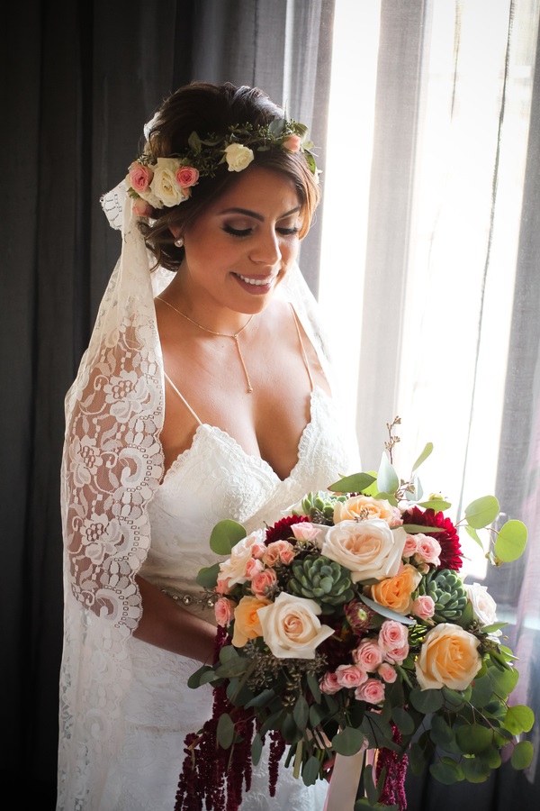 ethereal-glam-wedding-in-southern-california-getting-ready