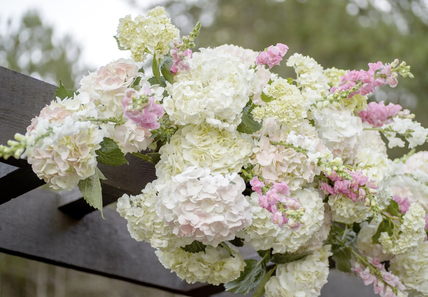 french-georgian-era-inspired-wedding-shoot-flowers