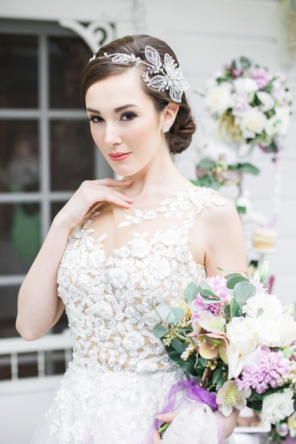 lilac-vintage-fairy-tale-inspired-wedding-shoot-15