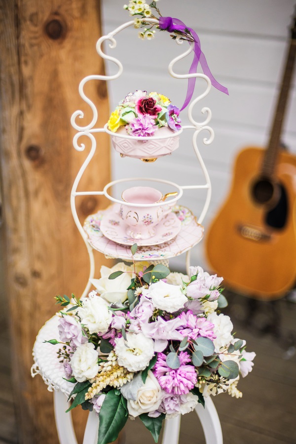 lilac-vintage-fairy-tale-inspired-wedding-shoot-26