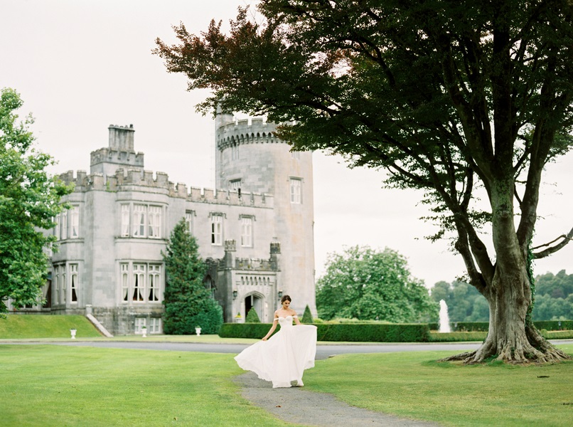 romantic-styled-shoot-in-an-irish-castle-17