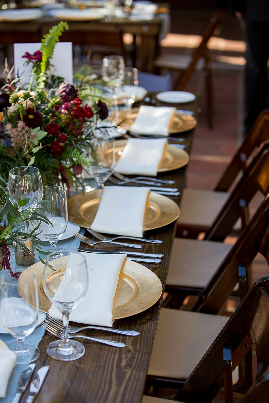 1940s-inspired-wedding-in-a-historic-museum-table-decor