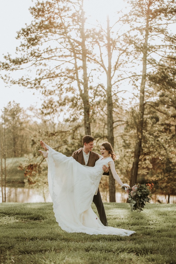 dreamy-southern-greenhouse-styled-shoot-fun