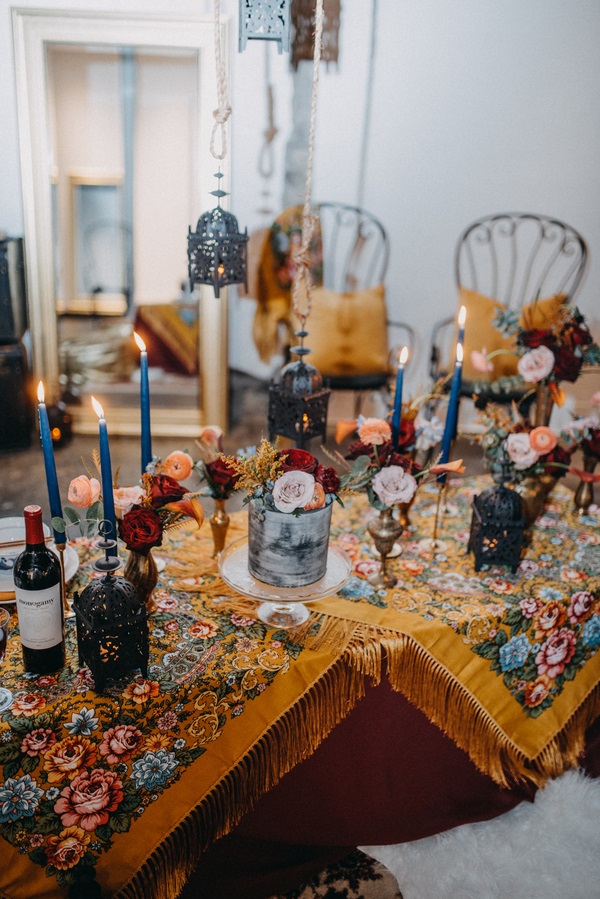 formal-folk-elopement-styled-shoot-table-design