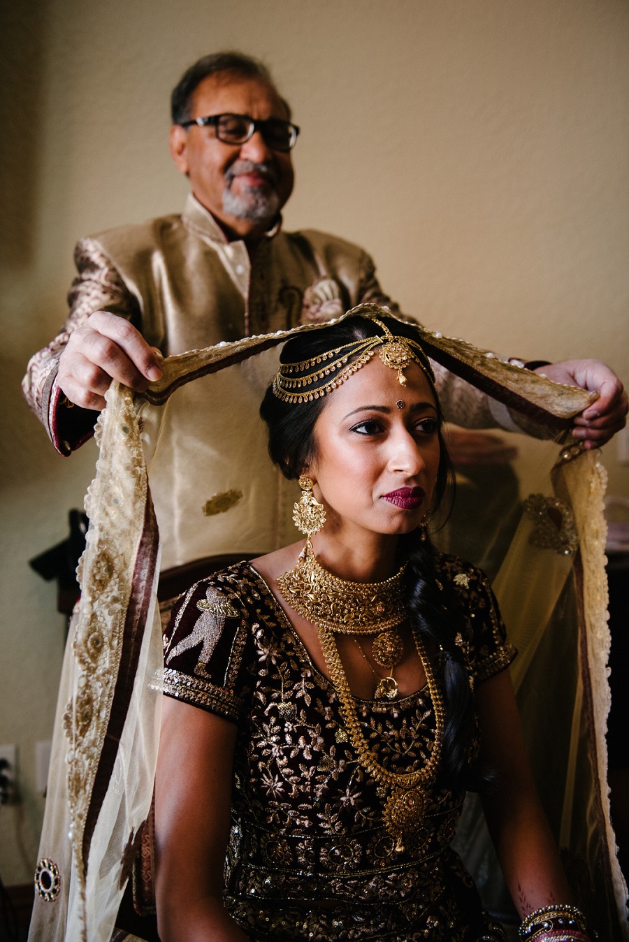 formal-indian-fusion-wedding-veil