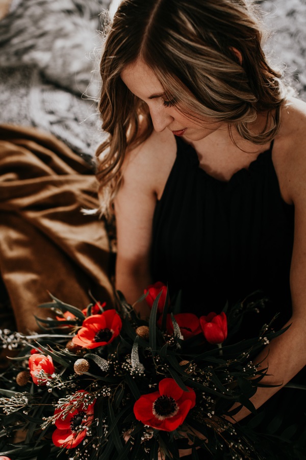 romantic-bohemian-elopement-styled-shoot-flowers