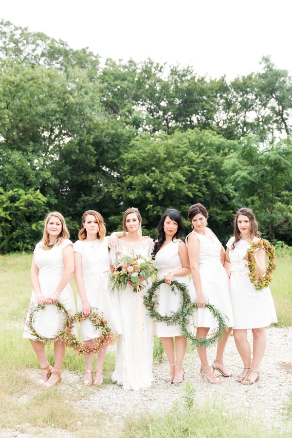 vintage-elegant-desert-inspired-wedding-bridesmaids