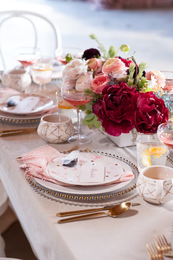 vintage-tea-party-bridesmaid-proposal-table-scape