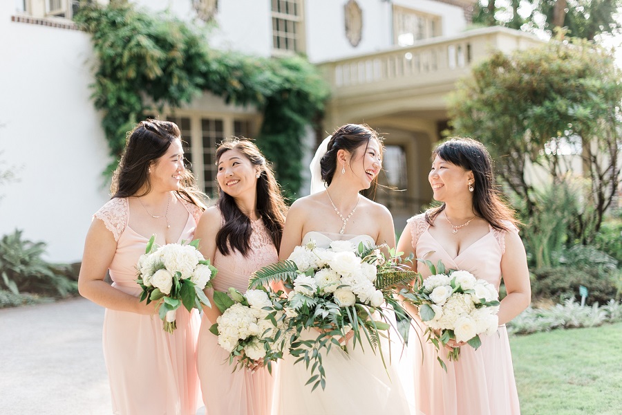 classically-romantic-garden-themed-wedding-bridesmaids
