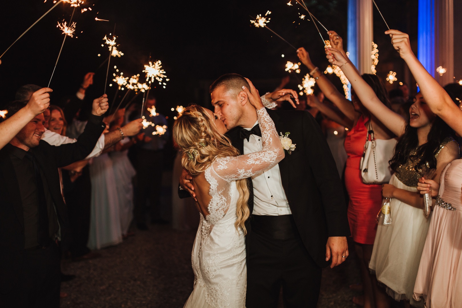 gatsby-chic-whitehall-estate-wedding-sparklers