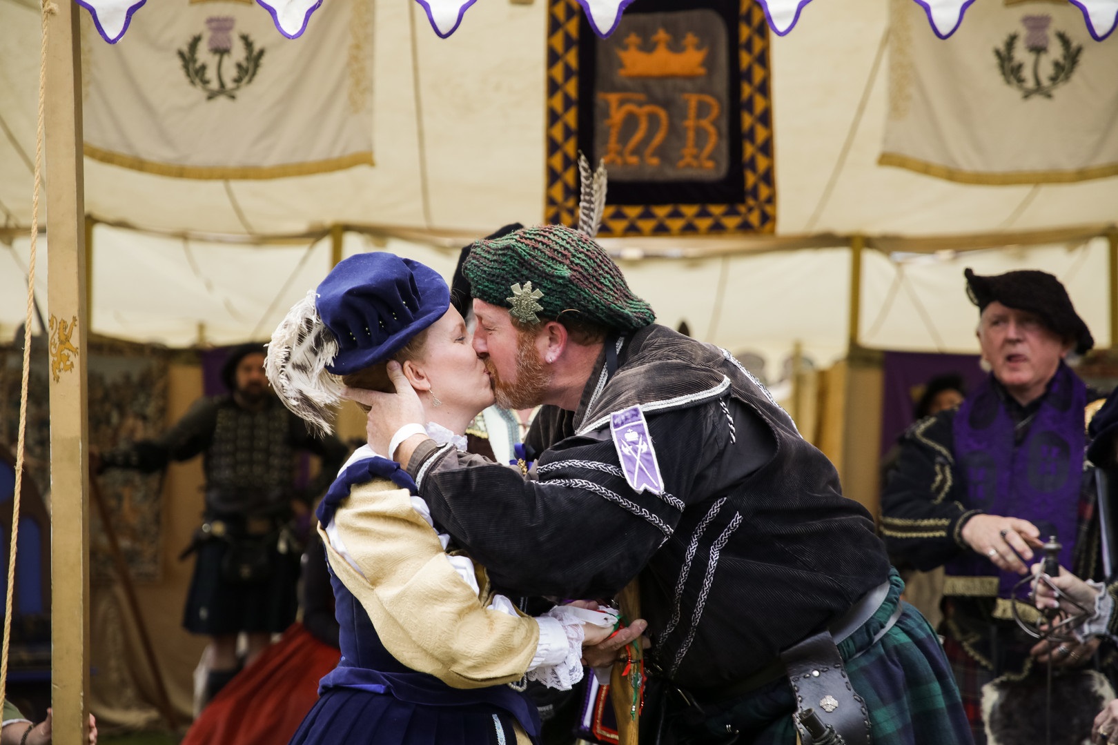 celtic-renaissance-faire-wedding-first-kiss