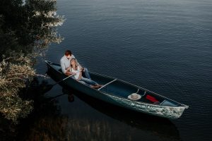 Vintage-Sunset-Canoe-Engagement-Shoot-boating