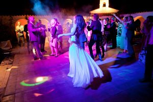 art-deco-wedding-in-the-south-of-france-dancing