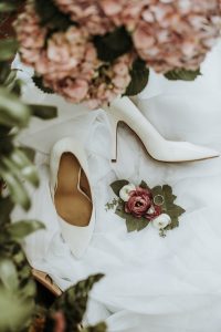 dreamy-southern-greenhouse-styled-shoot-bridal-details