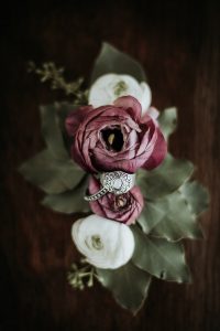 dreamy-southern-greenhouse-styled-shoot-rings