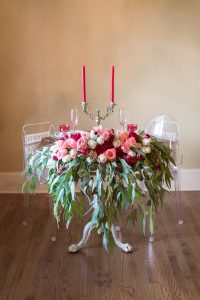 vibrant-and-bold-bohemian-styled-wedding-sweetheart-table-decor