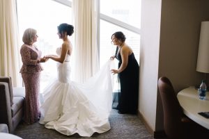 romantic-floral-filled-wedding-at-city-hall-getting-ready